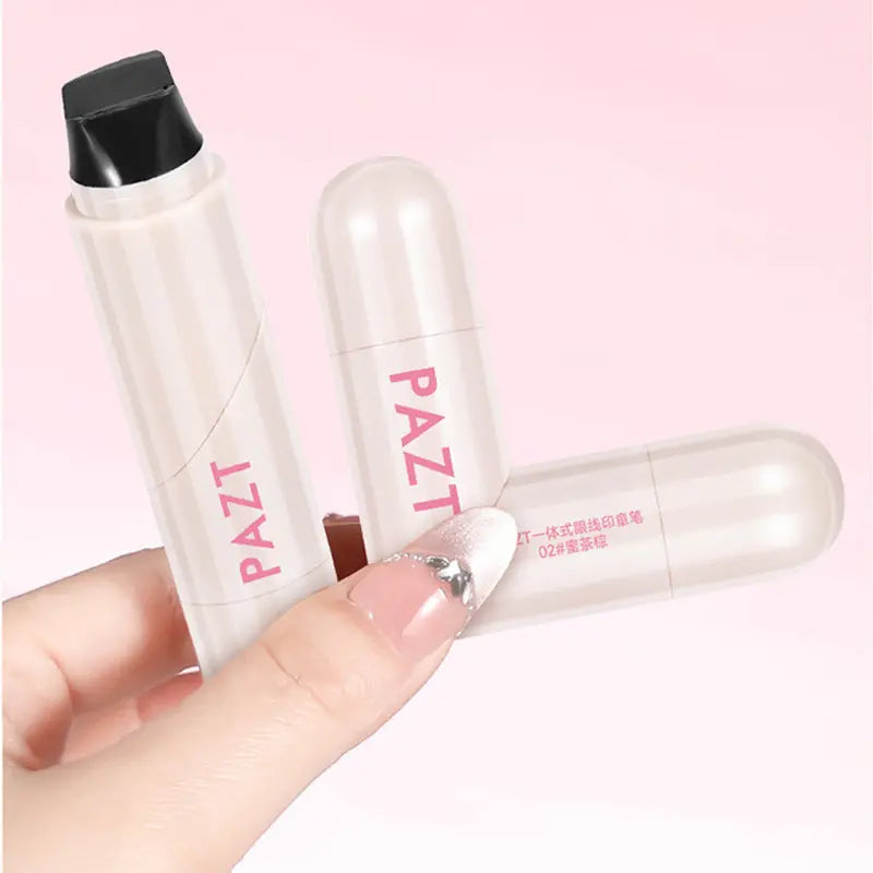 💥Kup 1, a 1 dostaniesz gratis —Bestseller 2026 roku🔥Wodoodporny i odporny na rozmazywanie płynny eyeliner